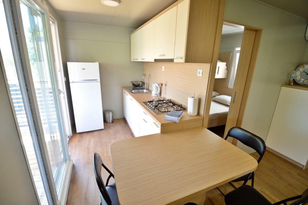 Mobile home CVITA Betina  Extérieur photo